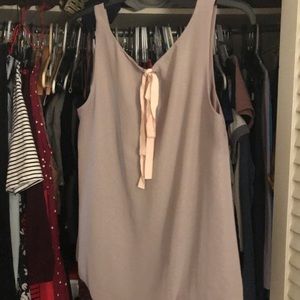 Loft gray/tan tank with bow